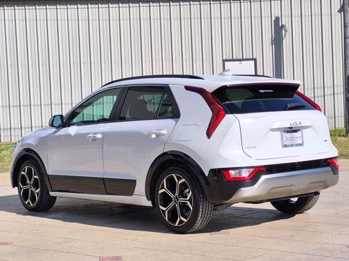 2023 Kia Niro Touring