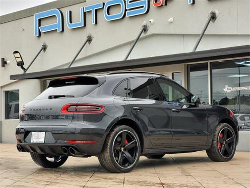 2018 Porsche Macan Turbo