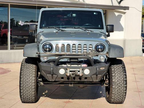 Anvil Clear Coat 2014 Jeep Wrangler Unlimited Rubicon