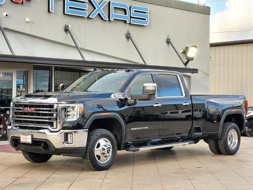 2022 GMC Sierra 3500 SLT