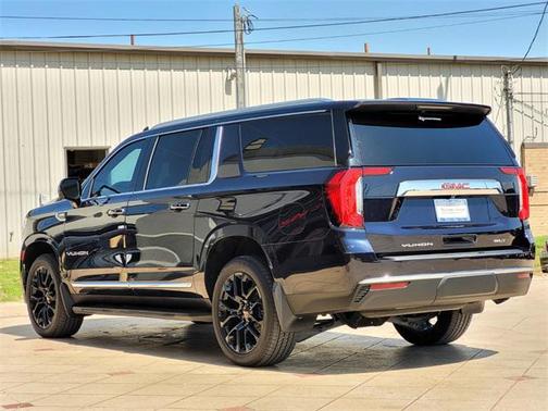 2022 GMC Yukon XL SLT