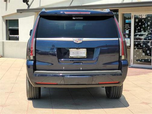 2018 Cadillac Escalade ESV Platinum