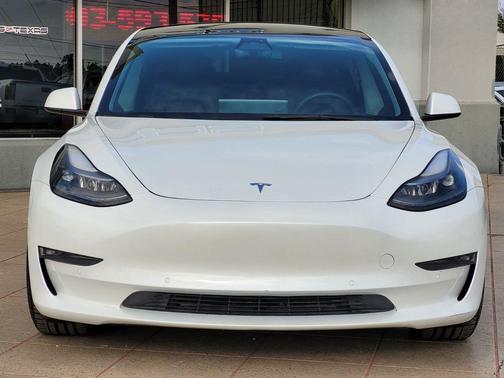 2022 Tesla Model 3 Performance
