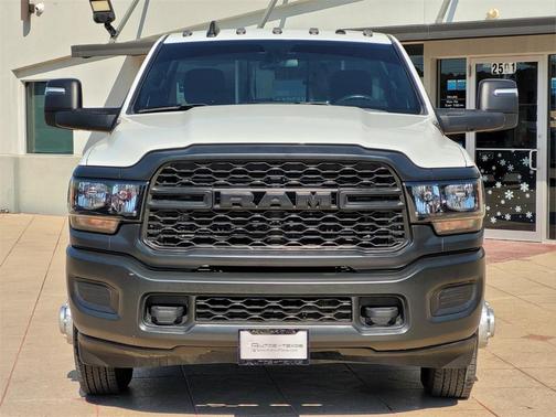 2024 RAM 3500 Tradesman Regular Cab 4x4 8' Box