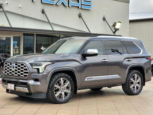 2023 Toyota Sequoia Capstone