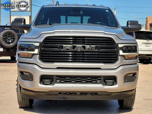 2021 RAM 3500 Laramie Crew Cab 4x4 8' Box