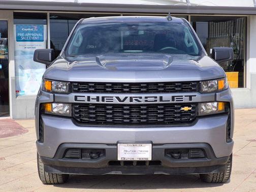 2022 Chevrolet Silverado 1500 Custom