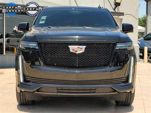 2023 Cadillac Escalade Sport