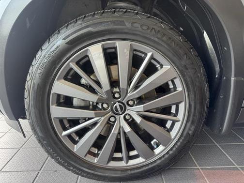 2024 Nissan Pathfinder SL 4WD