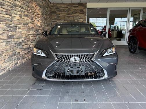 2022 Lexus ES 350 Base