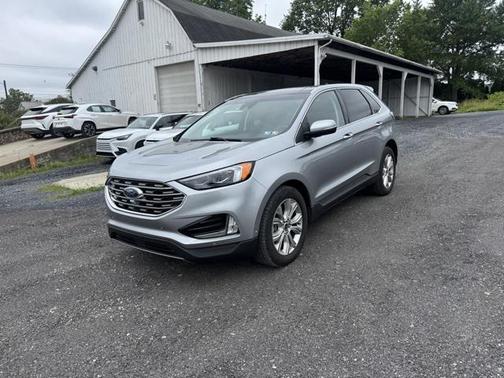 2020 Ford Edge Titanium
