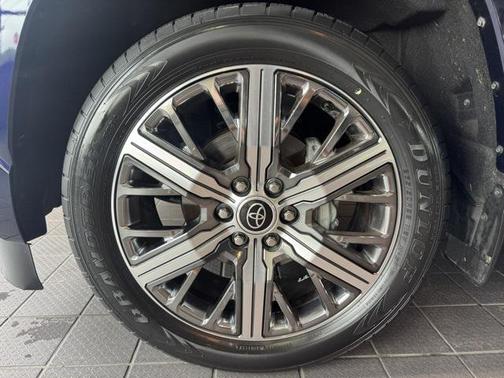 2023 Toyota Sequoia Base