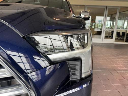 2023 Toyota Sequoia Base