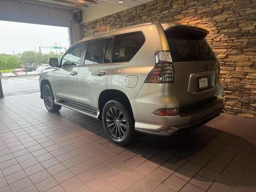 2023 Lexus GX 460 Premium