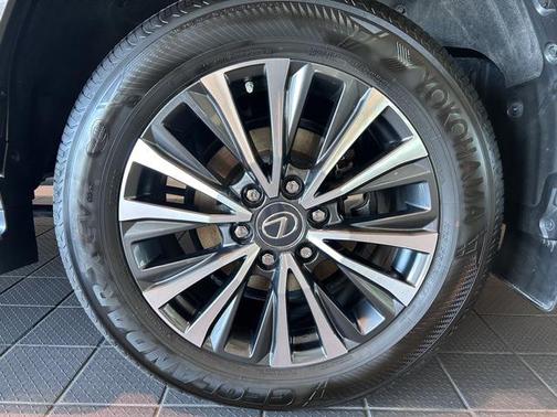 2023 Lexus LX 600 Premium