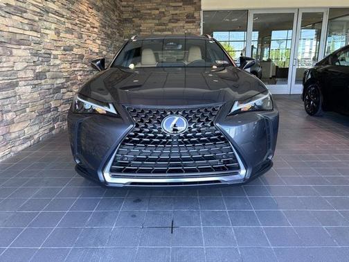 2025 Lexus UX 300h Base