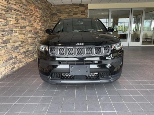 2023 Jeep Compass Sport