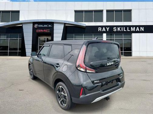 Black 2023 Kia Soul EX