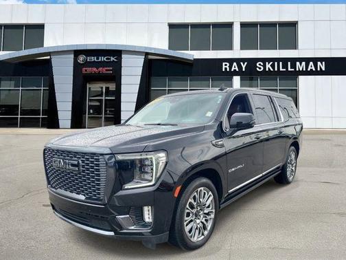 Onyx Black 2023 GMC Yukon XL Denali Ultimate