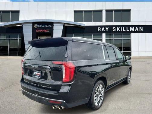Onyx Black 2023 GMC Yukon XL Denali Ultimate