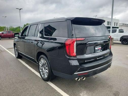 Onyx Black 2023 GMC Yukon XL Denali Ultimate
