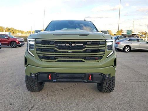 2025 GMC Sierra 1500 AT4