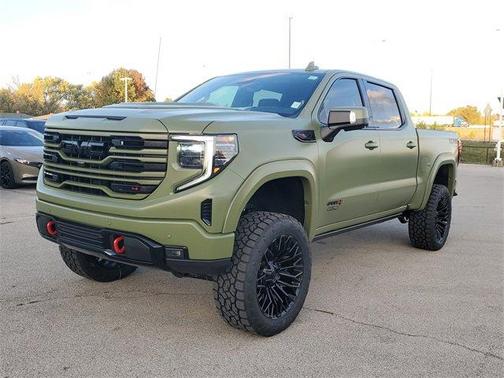 2025 GMC Sierra 1500 AT4
