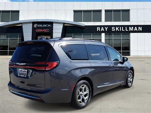 2023 Chrysler Pacifica Limited