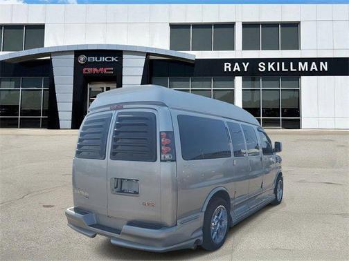 2011 GMC Savana 1500 Upfitter Cargo