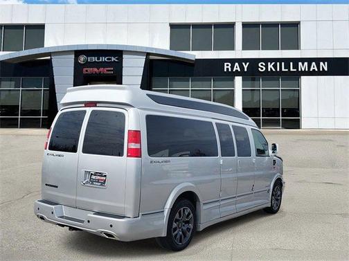 2024 Chevrolet Express 2500 Work Van