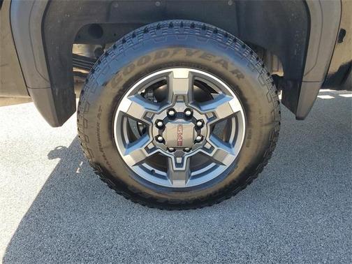 2025 GMC Sierra 2500 SLE
