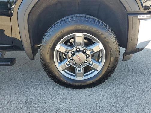 2025 GMC Sierra 2500 SLE