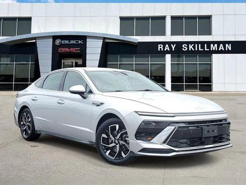 Silver 2025 Hyundai SONATA SEL