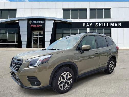 2022 Subaru Forester Premium