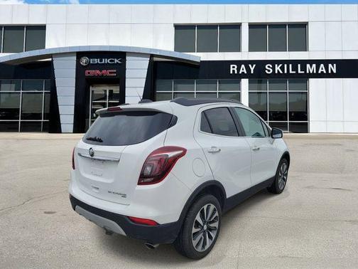 Summit White 2022 Buick Encore Preferred