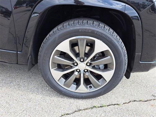 2019 Jeep Cherokee Overland