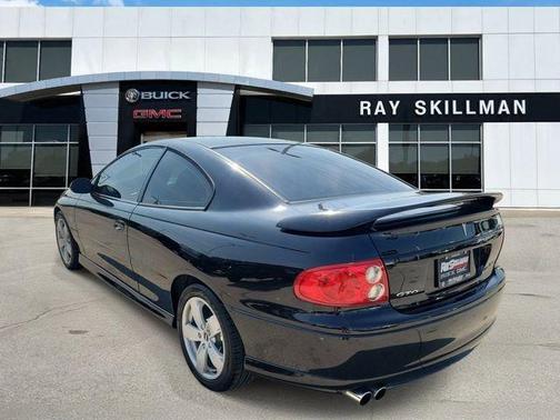 Phantom Black Metallic 2004 Pontiac GTO