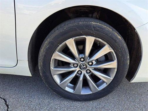 2017 Toyota Camry XLE