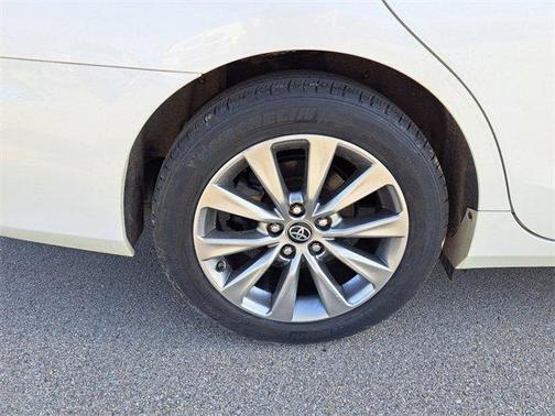 2017 Toyota Camry XLE