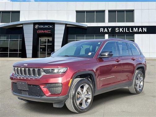 2025 Jeep Grand Cherokee Laredo