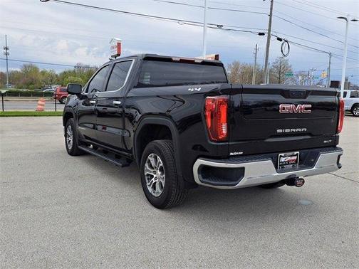 2024 GMC Sierra 1500 SLT