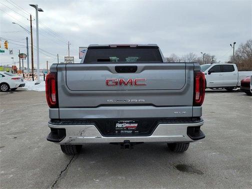 2024 GMC Sierra 1500 SLT