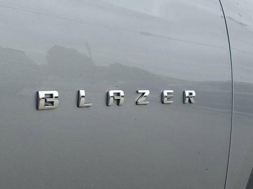 Sterling Gray Metallic 2025 Chevrolet Blazer LT
