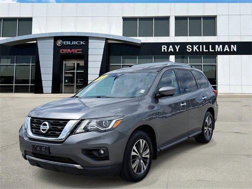 2017 Nissan Pathfinder SL