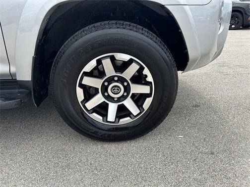 2024 Toyota 4Runner TRD Off Road