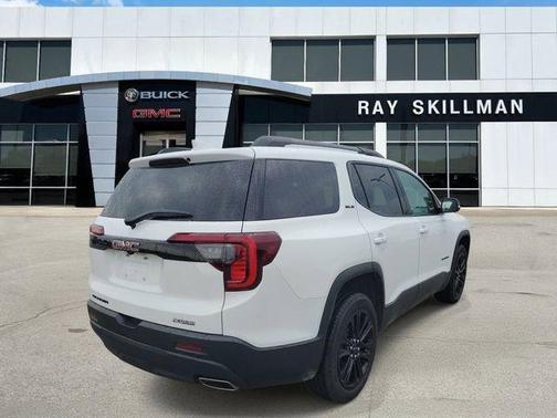 Summit White 2023 GMC Acadia SLE