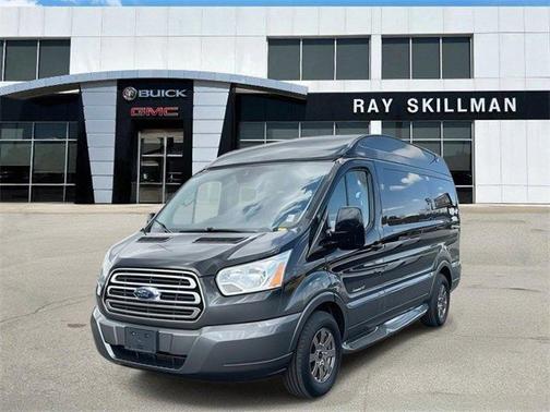 2017 Ford Transit-150 XLT