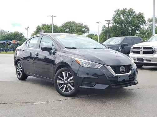 Super Black 2021 Nissan Versa 1.6 SV