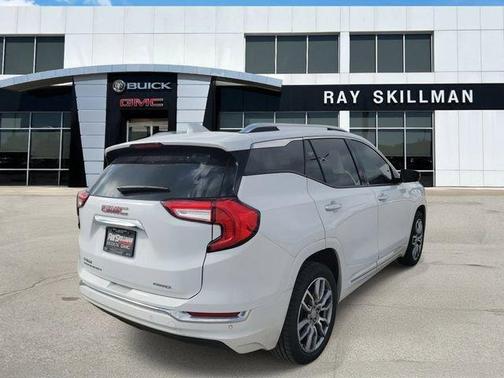 2022 GMC Terrain Denali