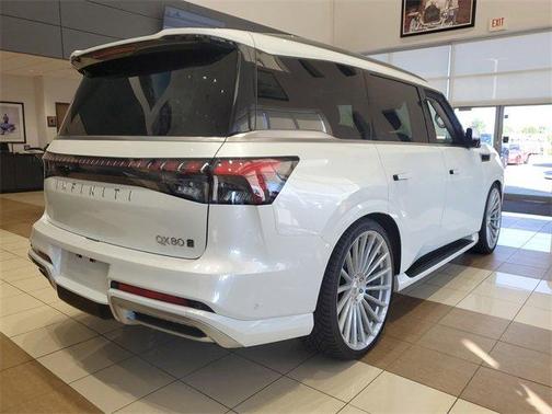 2025 INFINITI QX80 SENSORY